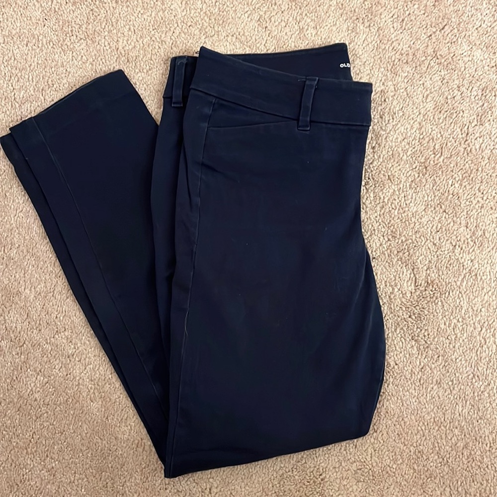 Old navy pixie pants size 2 petite ankle mid rise navy blue “lived in”
